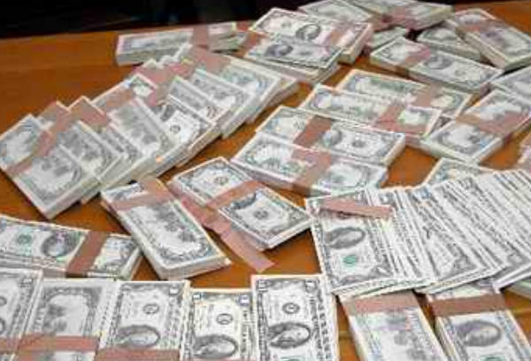 试管婴儿的基础费用在3万到5万不等